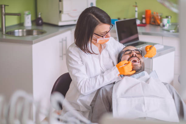 Best Dentist for Tooth Abscess  in Lake Holiday, IL
